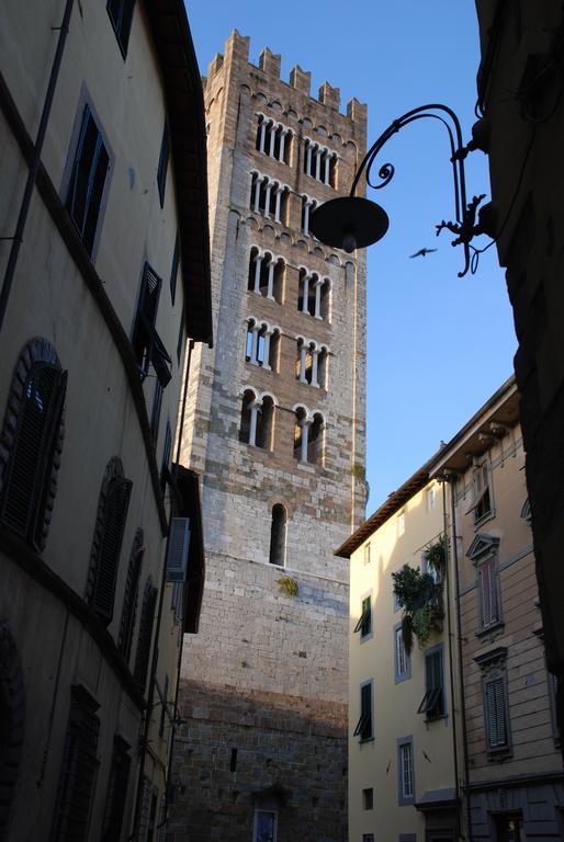 S. Agostino Fronte Mura Lucca Eksteriør billede